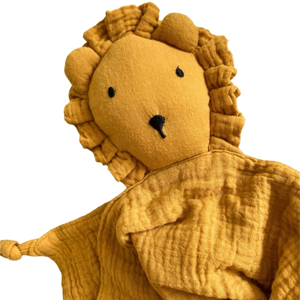 ⭐️ BOGO ⭐️ HP-Leo the Lion Muslin Lovey - Picture 6 of 7